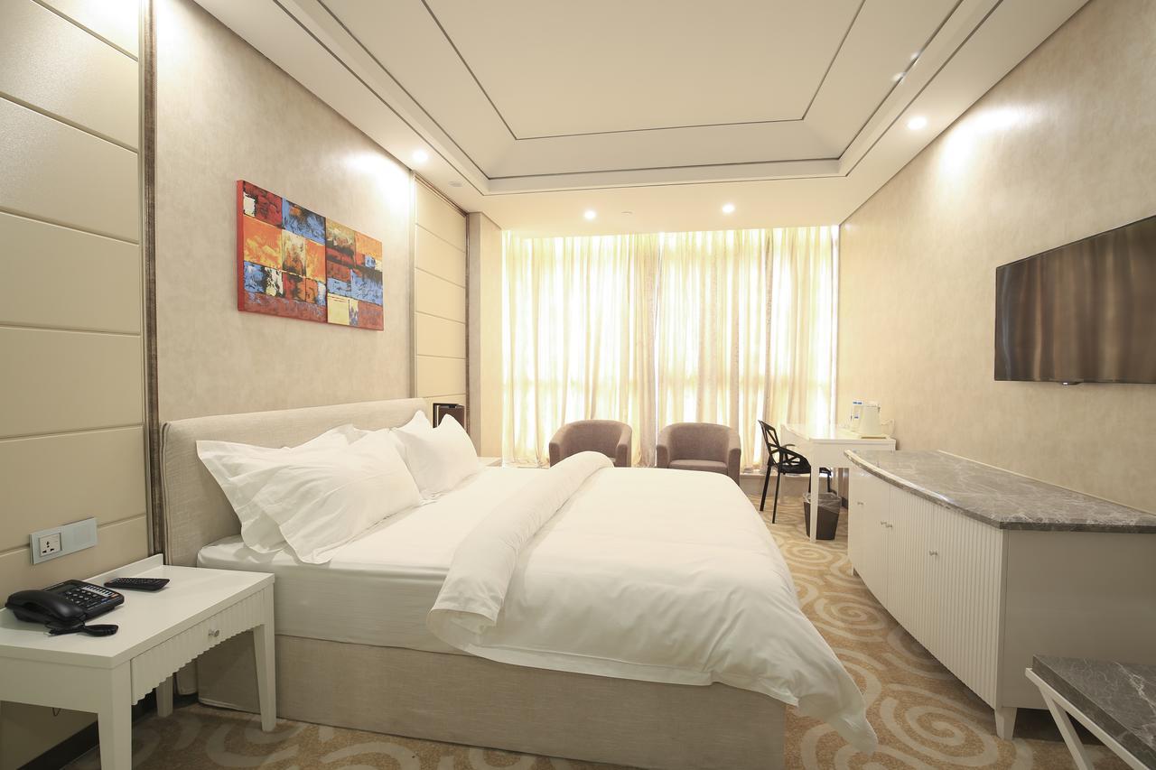 Crown Crystal Hotel Shanghai Esterno foto